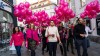 Luftballon Walk durch Graz.